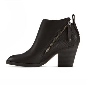 Dv double zip booties